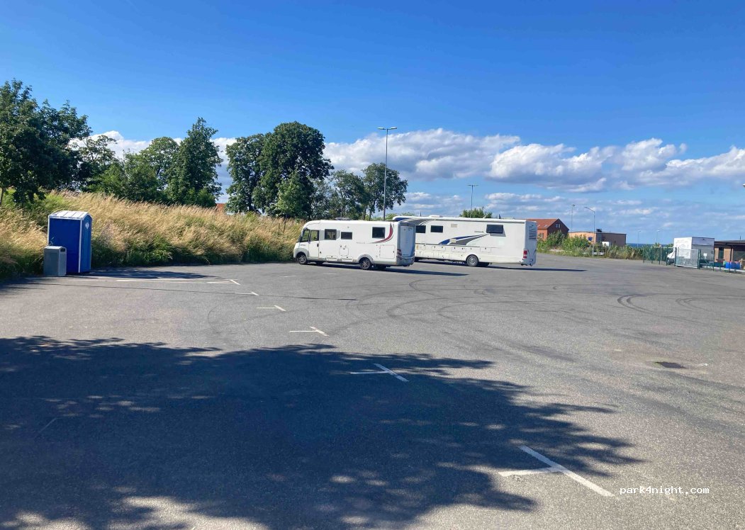 (272 37) Simrishamn - 1 Branteviksvägen — foto 4