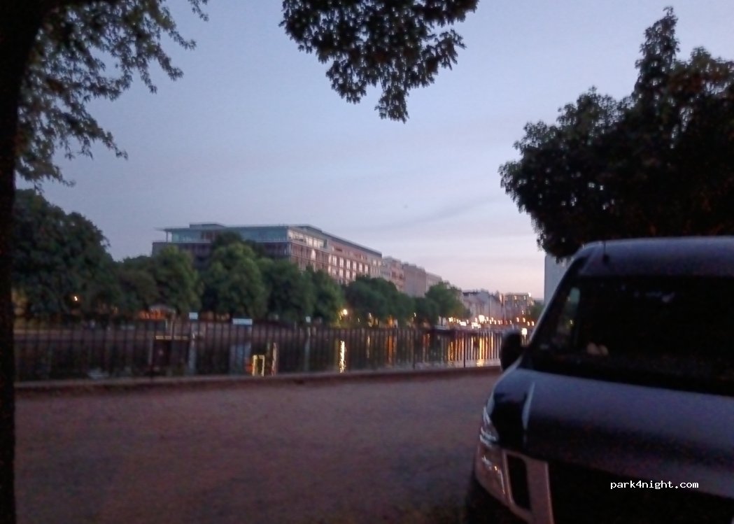 (10179) Berlin - 13 Rolandufer — foto 4