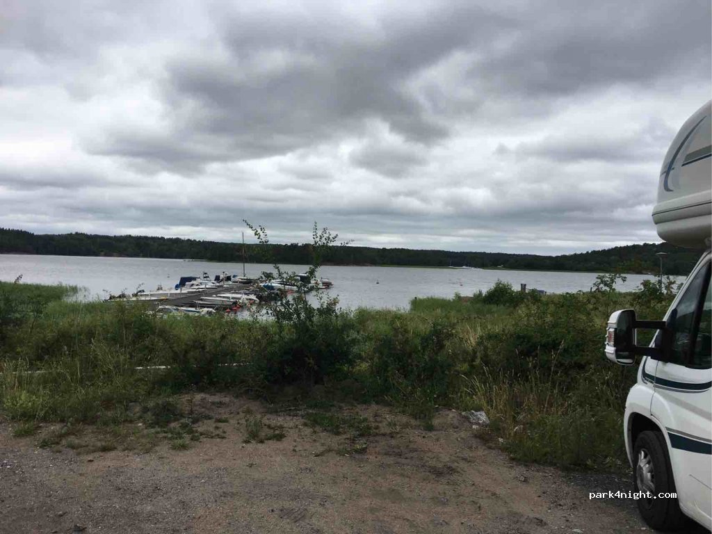 (135 68) Tyresö - Tegelbruksvägen — foto 2