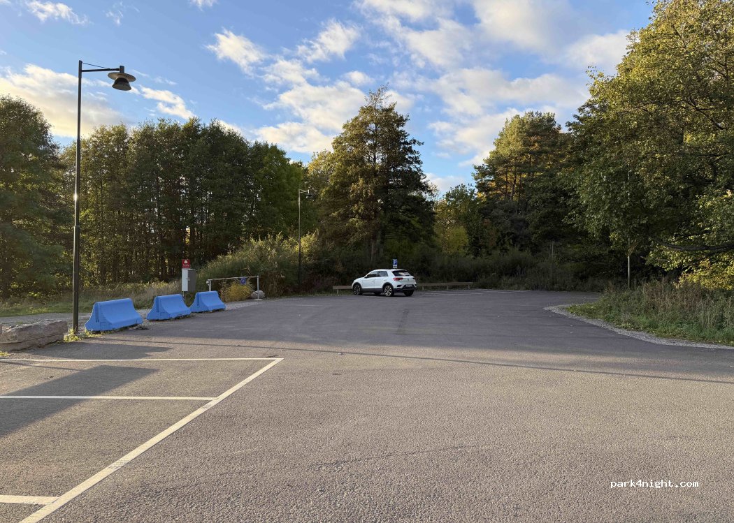 (135 68) Tyresö - Tegelbruksvägen — foto 4