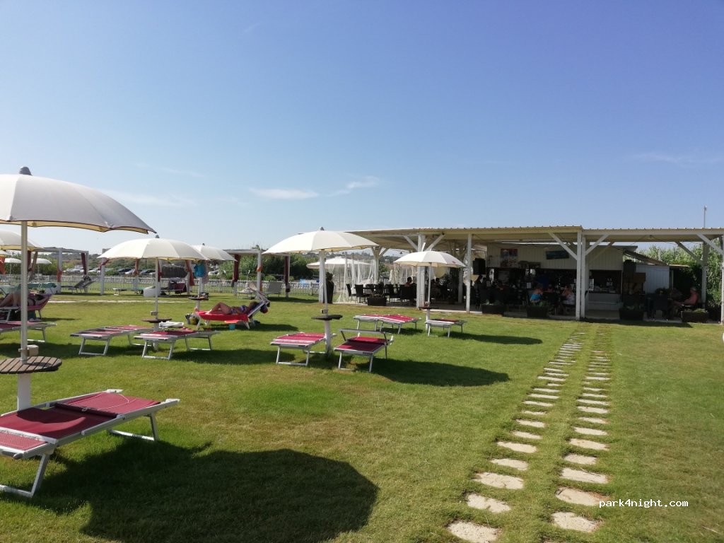 (73050) Marina di Pescoluse - Strada Provinciale 91 — foto 2