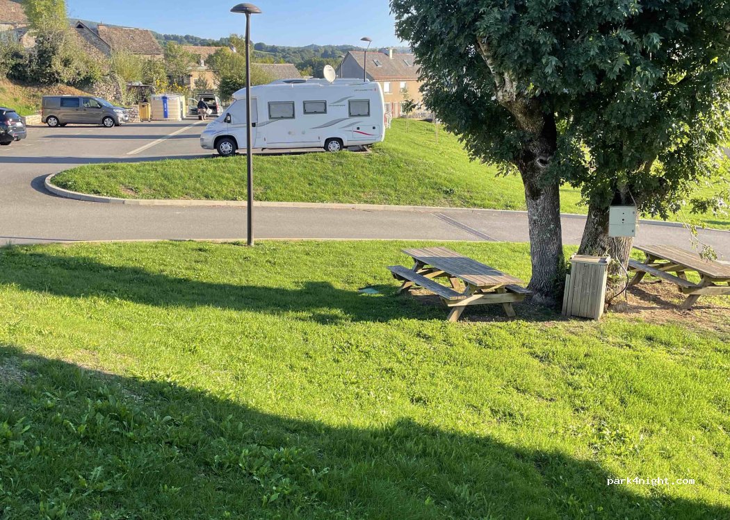 (48340) Saint-Germain-du-Teil - Lotissement Arnal — foto 5