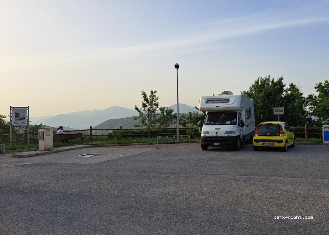 (85047) Moliterno - Unnamed Road — foto 3