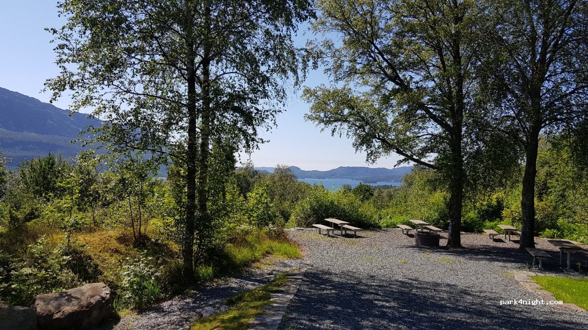 (6940) Eikefjord - Riksveg 5 — foto