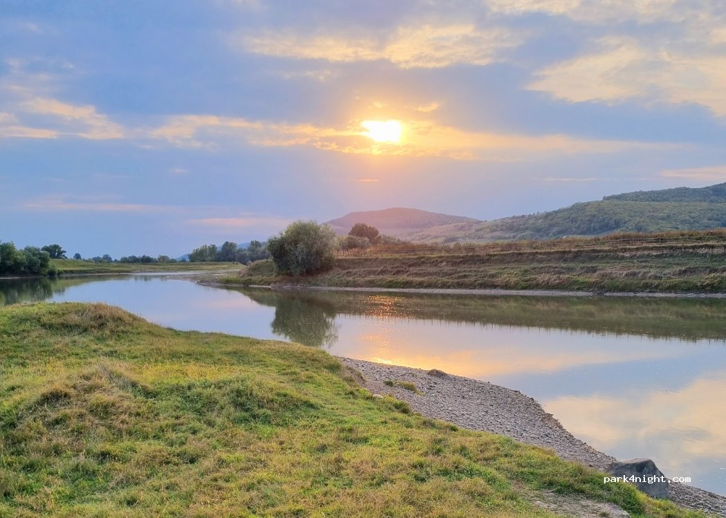 (517875) Vințu de Jos - Unnamed Road — foto