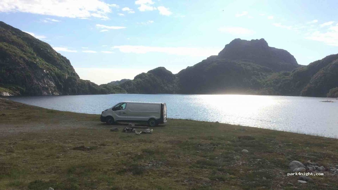 (4237) Suldalsosen - Unnamed Road — foto