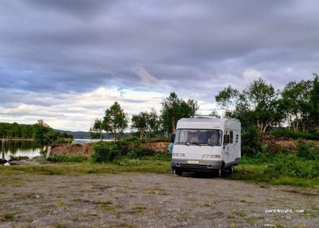 (7372) Glåmos - 863 Sekundær Fylkesveg 561 — foto 3