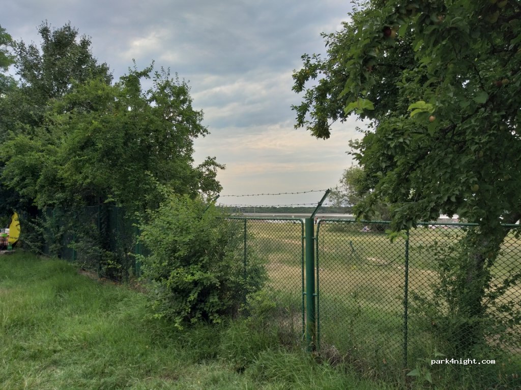 Camping Lacul Sărat — foto