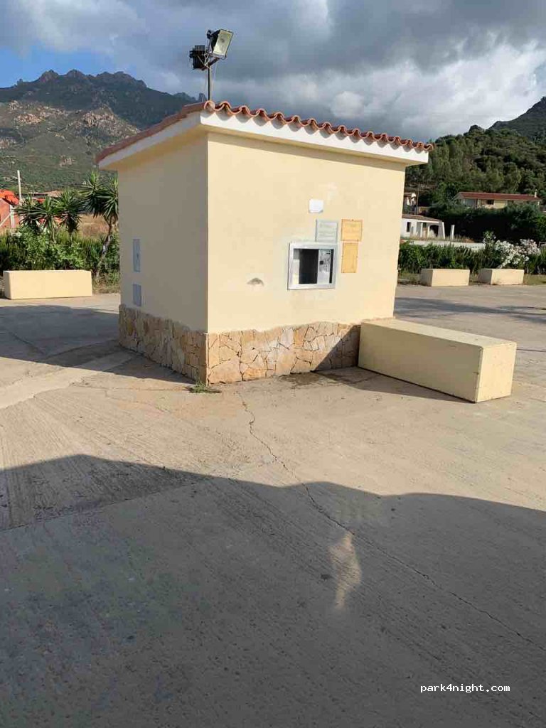 (08047) Foxi Manna - Via Aldo Moro — foto