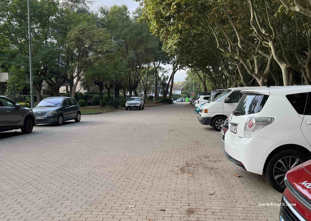 (08440) Cardedeu - 41 Passeig la Riera — foto 5