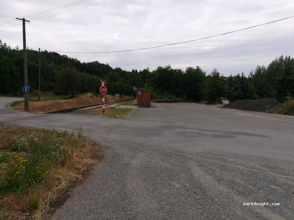 (257 53) Vrchotovy Janovice - — foto