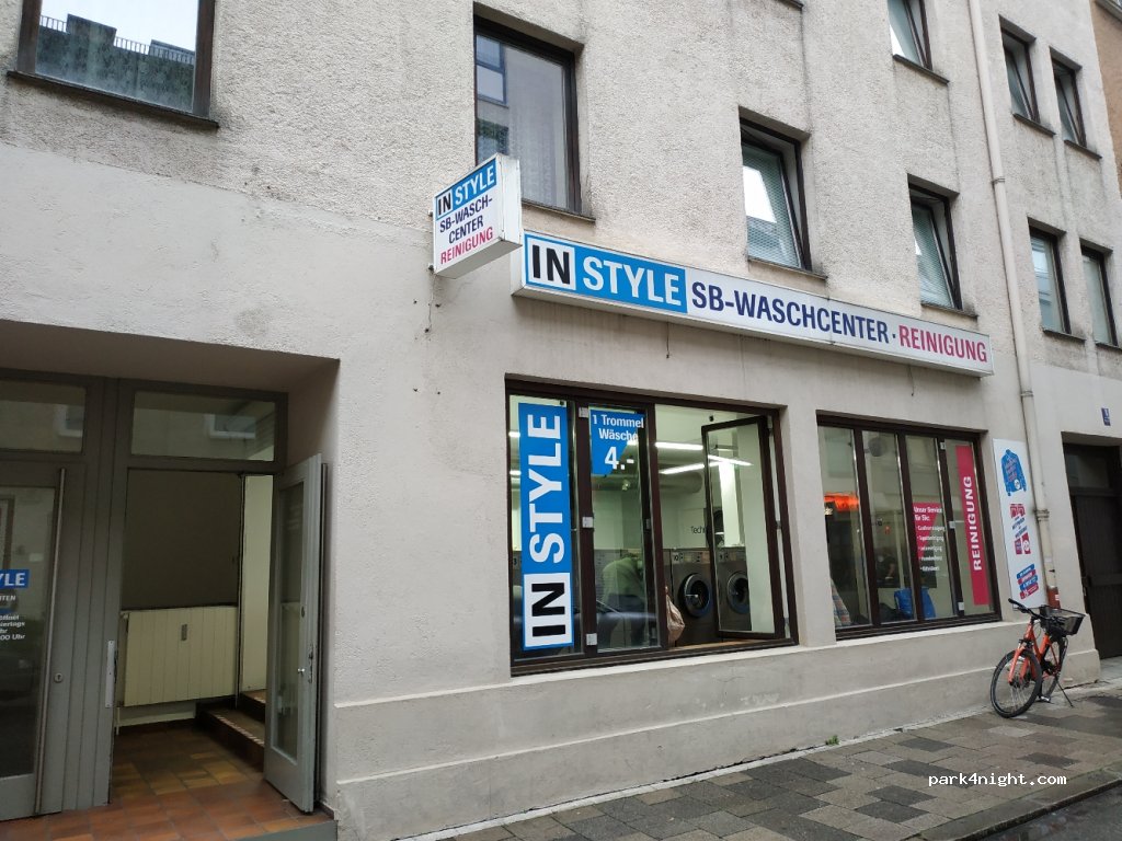 (80802) München - 5 Marktstraße — foto