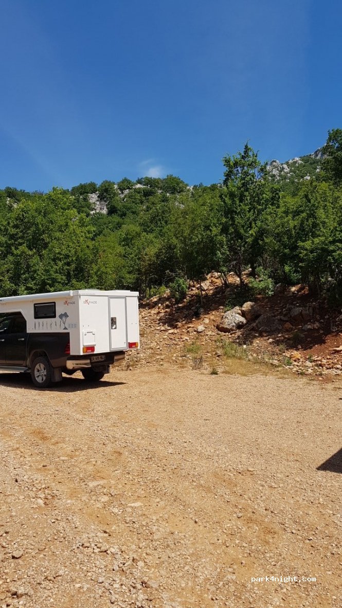 (23243) Jasenice - Unnamed Road — foto 2