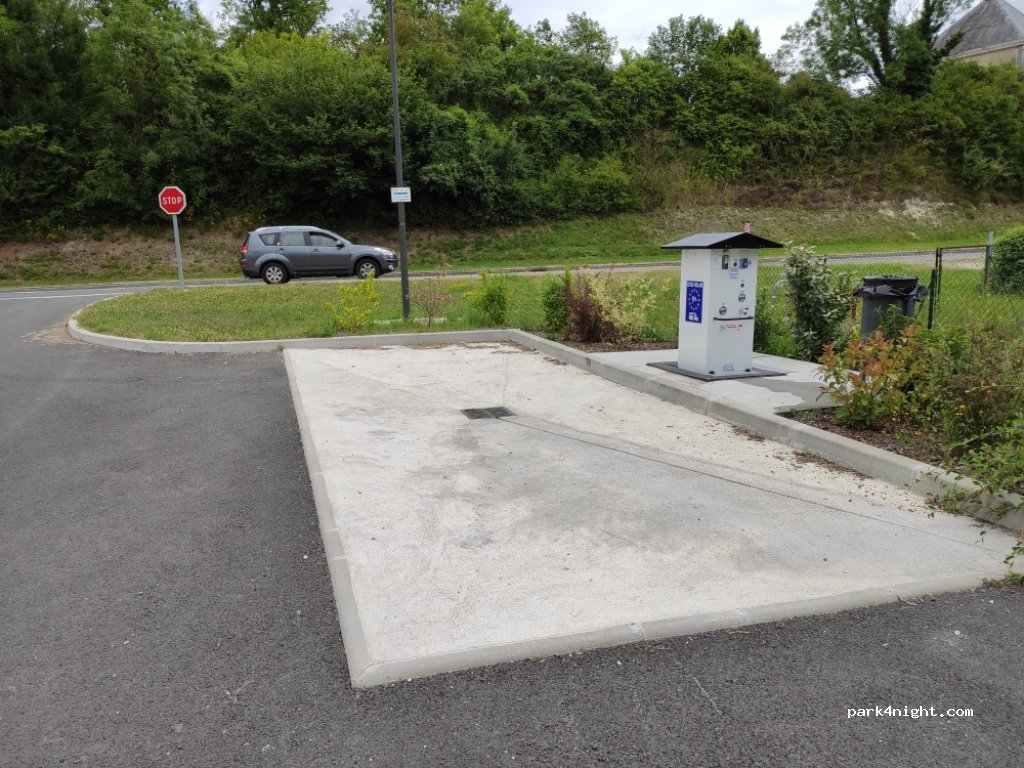 (24600) Saint-Martin-de-Ribérac - 7 D709 — foto 2