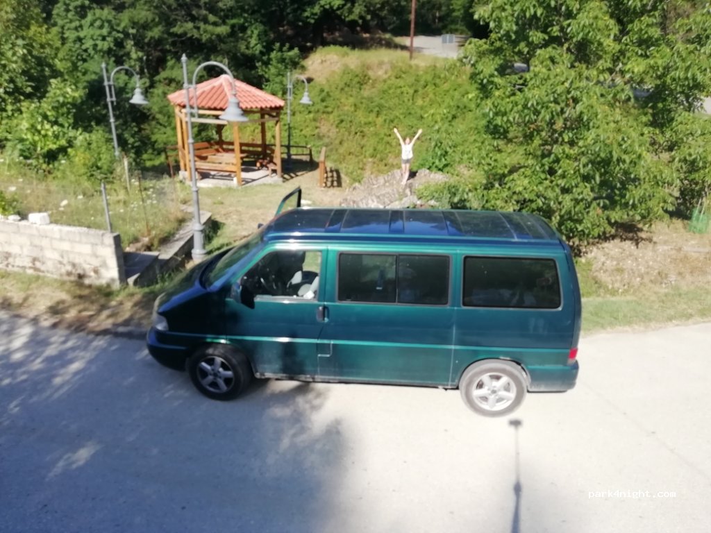 (455 00)  - Eparchiaki Odos Aspraggelon - Miliotadon — foto