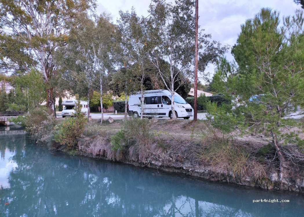 (84300) Taillades - 273 Route du Mourre Poussin — foto 2