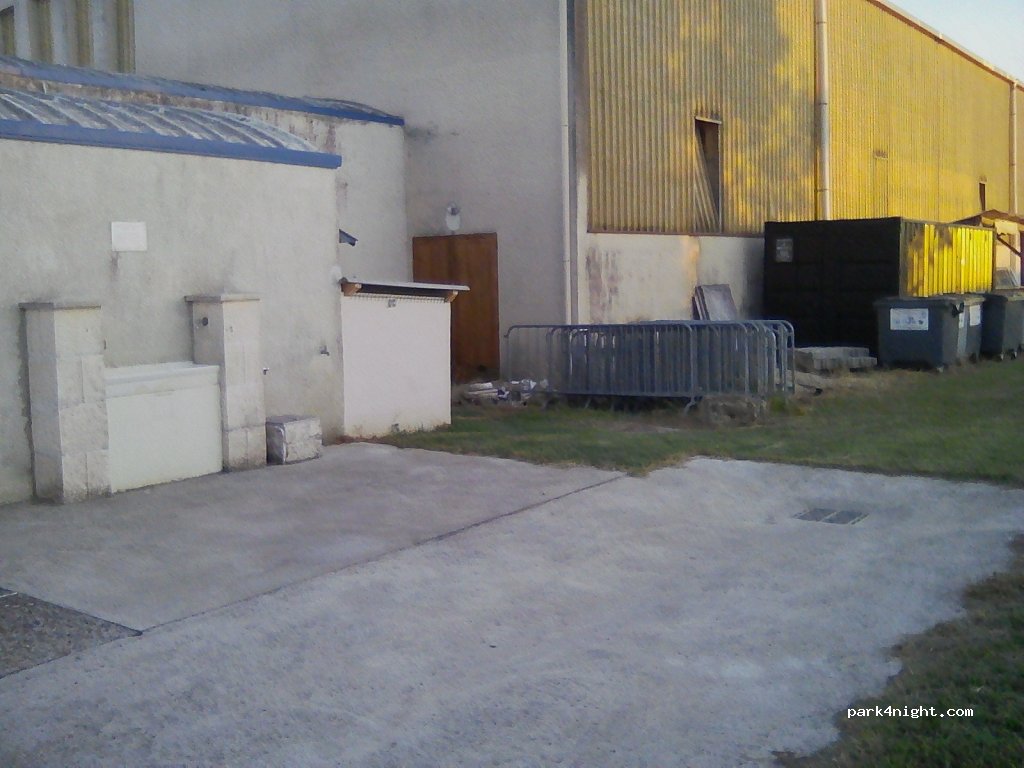 (47400) Varès - 46 Route de Tolzac — foto
