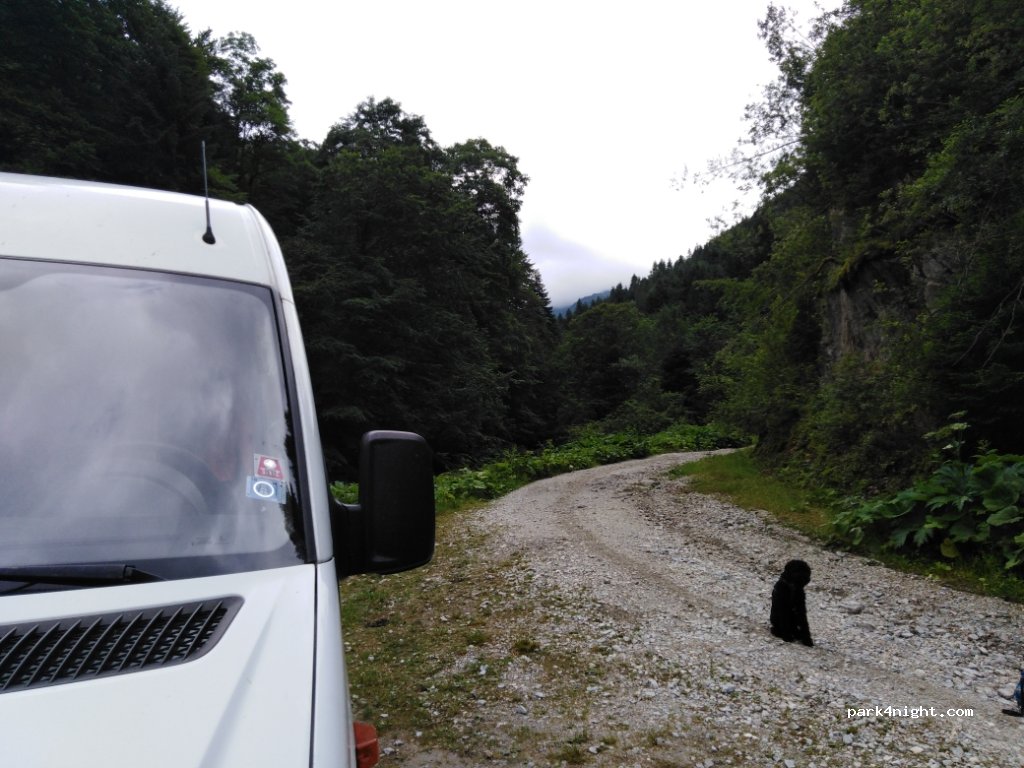 ()  - Unnamed Road — foto