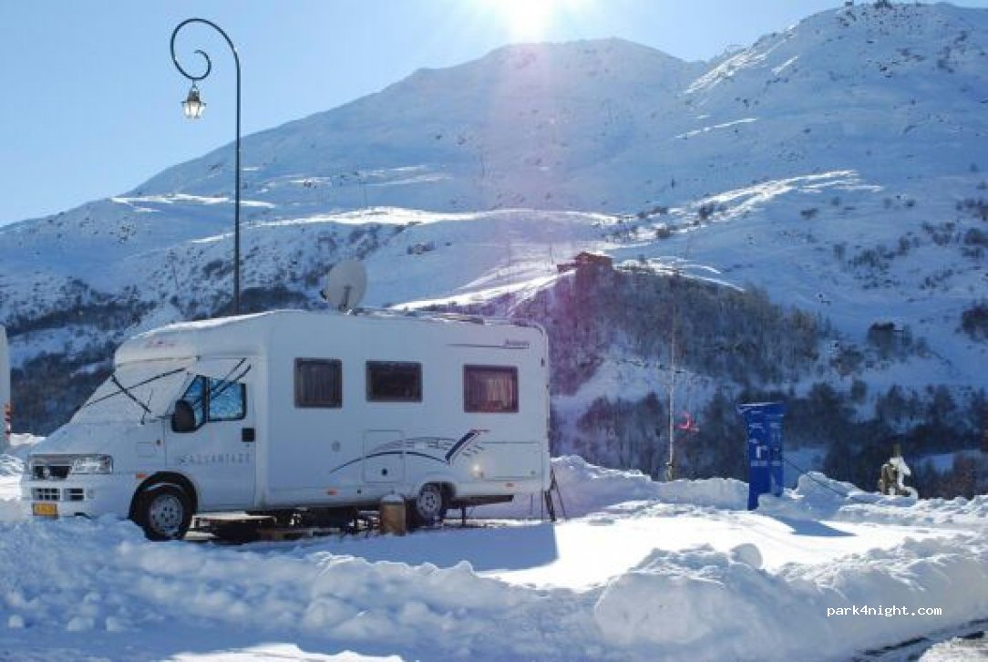 Aire Camping Car Les Menuires — foto