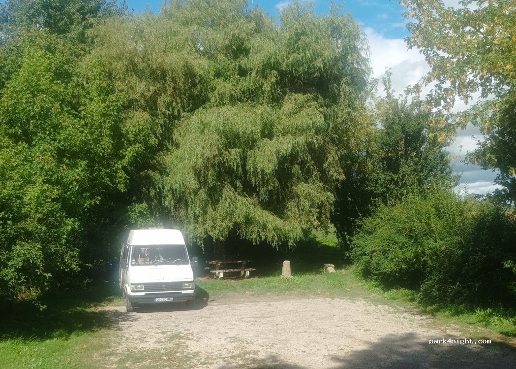 (51510) Matougues - 3-5 Rue du Pont de Marne — foto 2