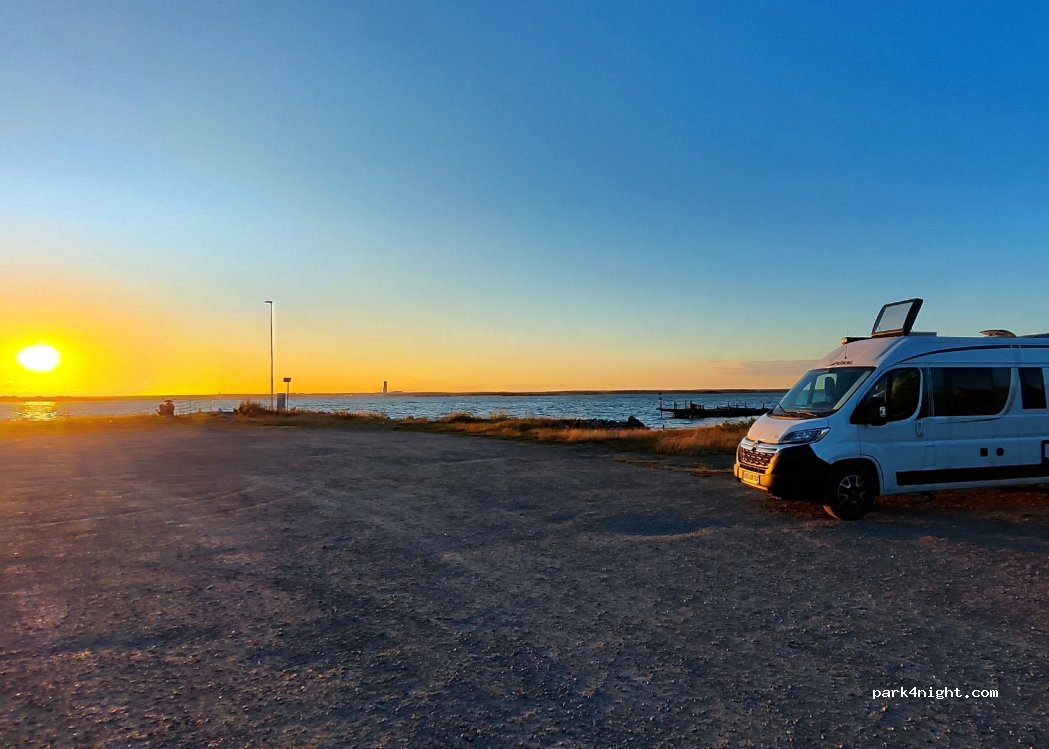 (370 43) Sturkö - — foto 3