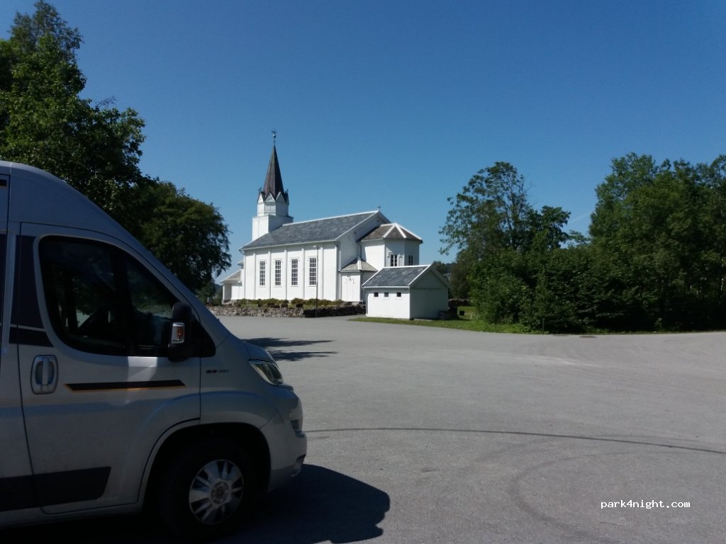 (6440) Elnesvågen - Klangvegen — foto