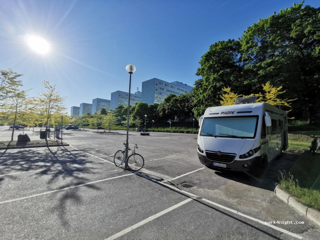 (104 05) Stockholm - Norra Fiskartorpsvägen — foto 3