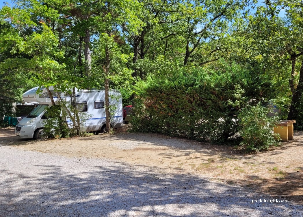 Camping Le Luberon **** Apt — foto 2