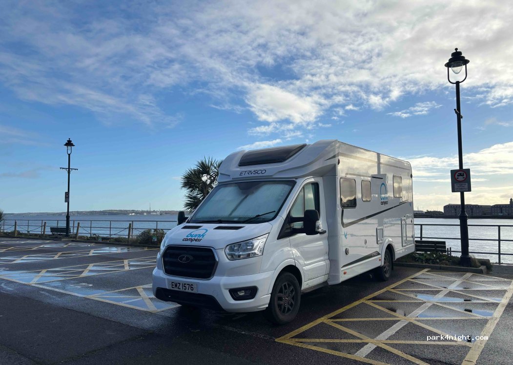 Five Foot Way Camper Van Facility — foto 5