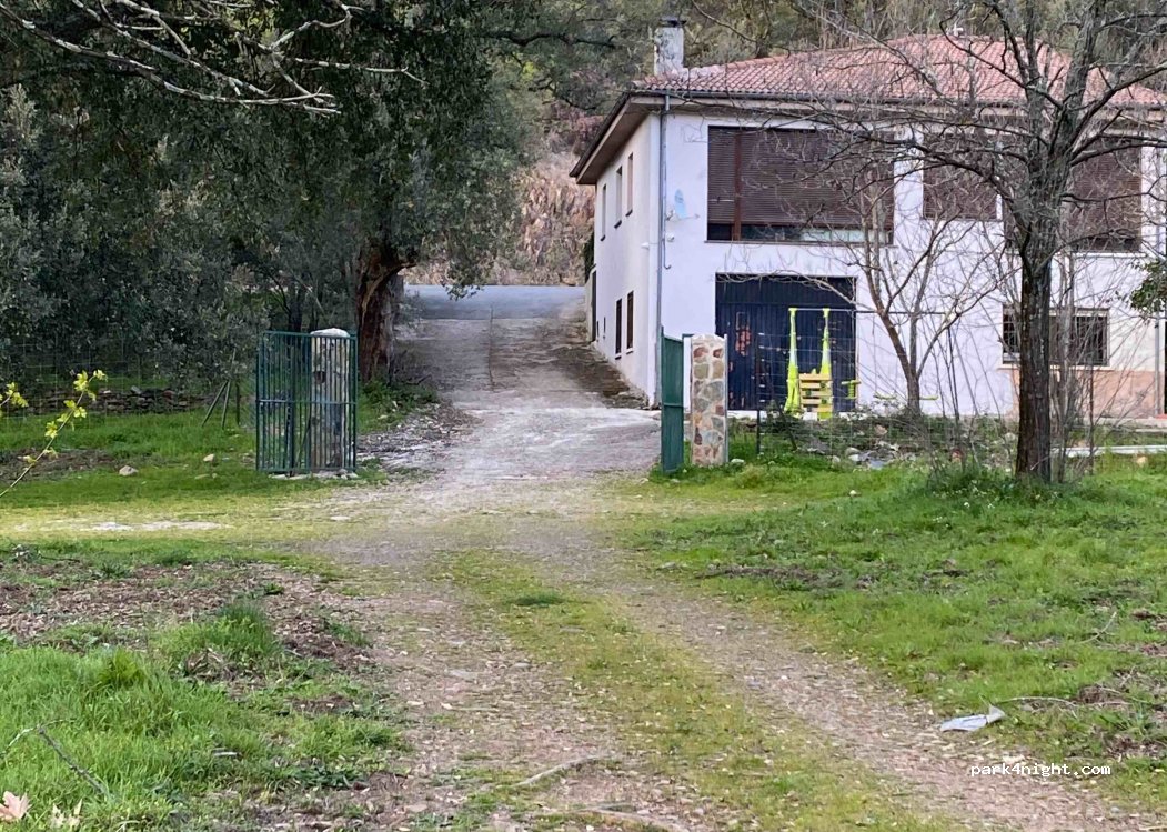 (10624) Riomalo de Abajo - 13A Calle Escuelas — foto