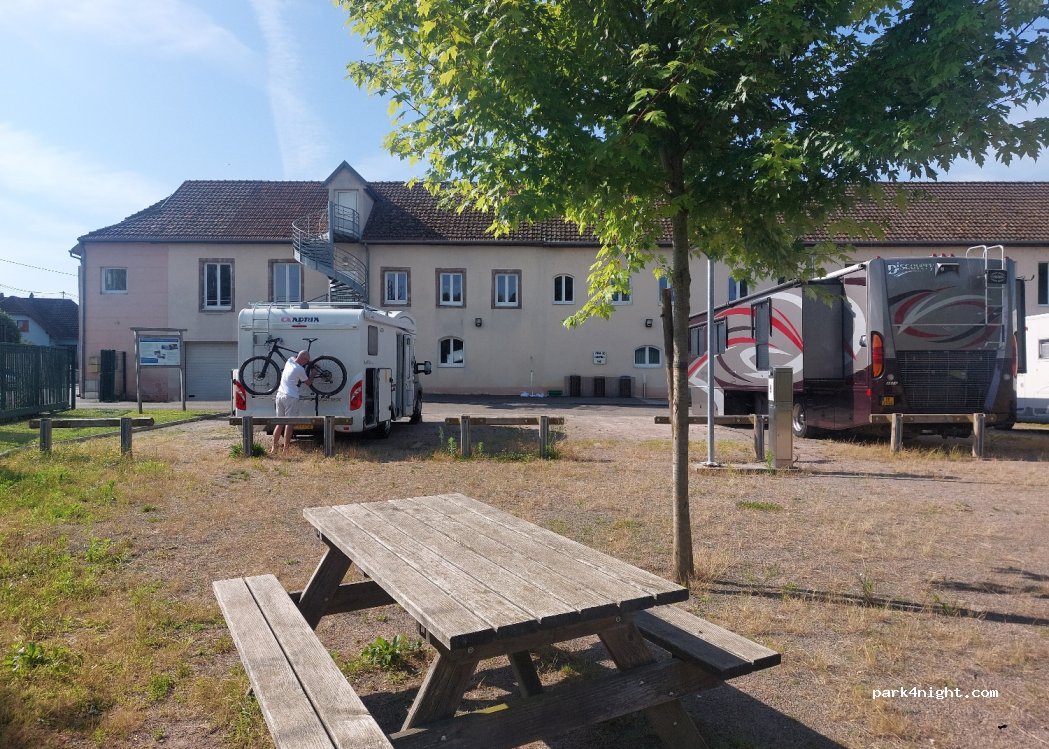 (67350) Pfaffenhoffen - 8 Rue du Pont — foto 4
