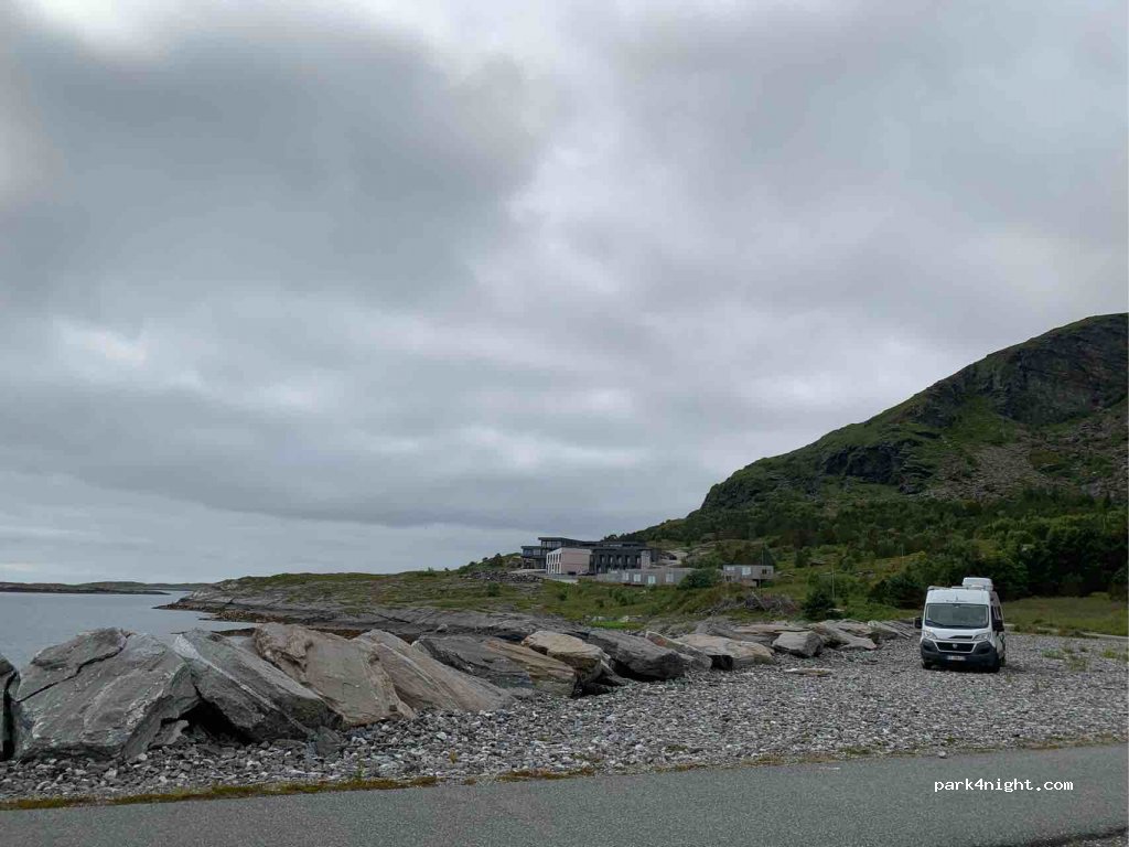 (8764) Lovund - Unnamed road — foto