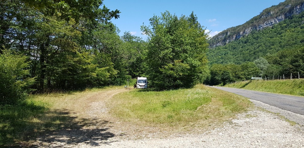 (01590) Dortan - D936 — foto