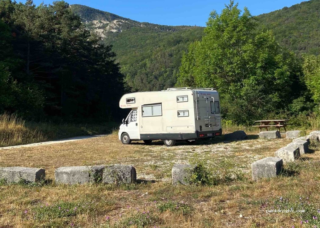 (05140) Saint-Julien-en-Beauchêne - Le Village — foto 2