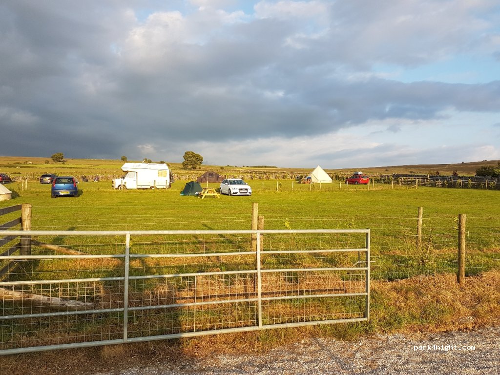 Whitehouse Farm Campsite (Wardlow) — foto 2