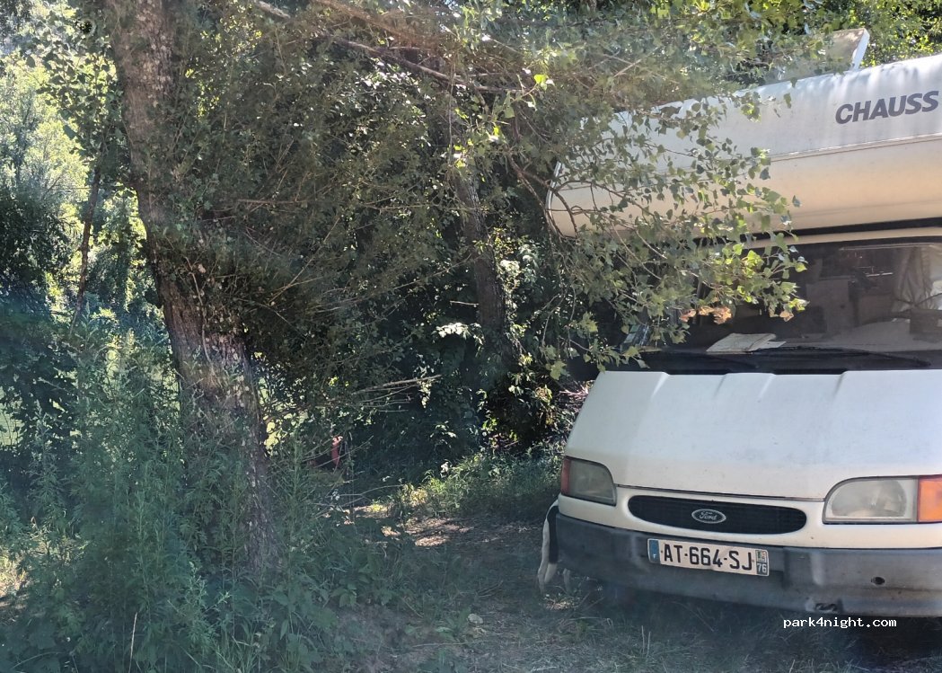 (46330) Saint-Martin-Labouval - D662 — foto