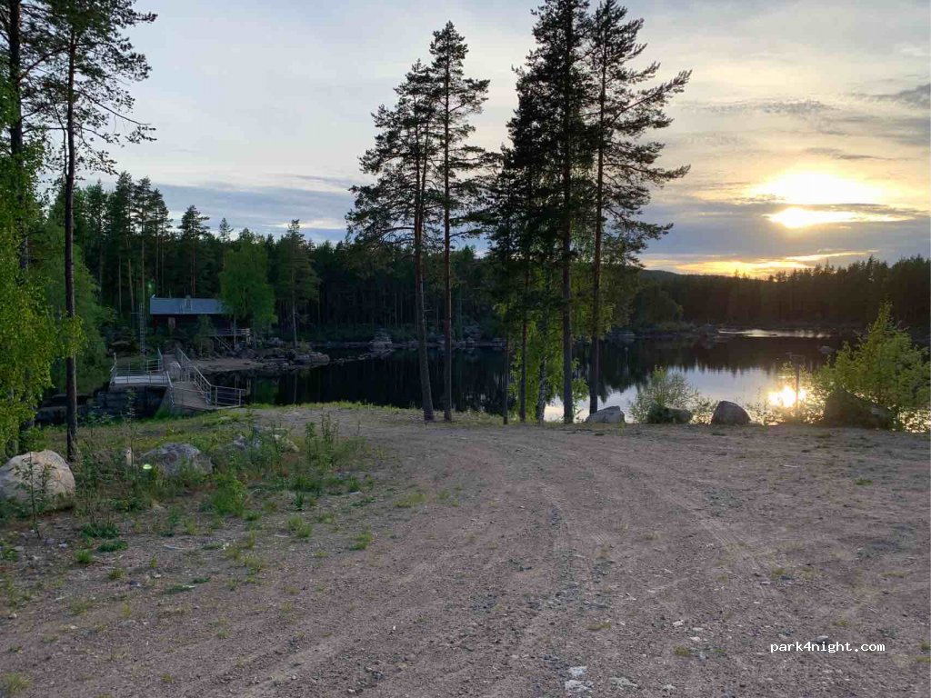 (793 97) Skalö - Unnamed Road — foto