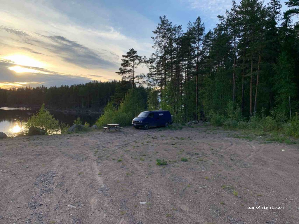 (793 97) Skalö - Unnamed Road — foto 2