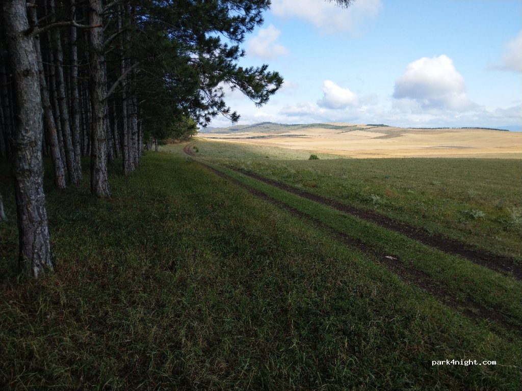 ()  - Unnamed Road — foto