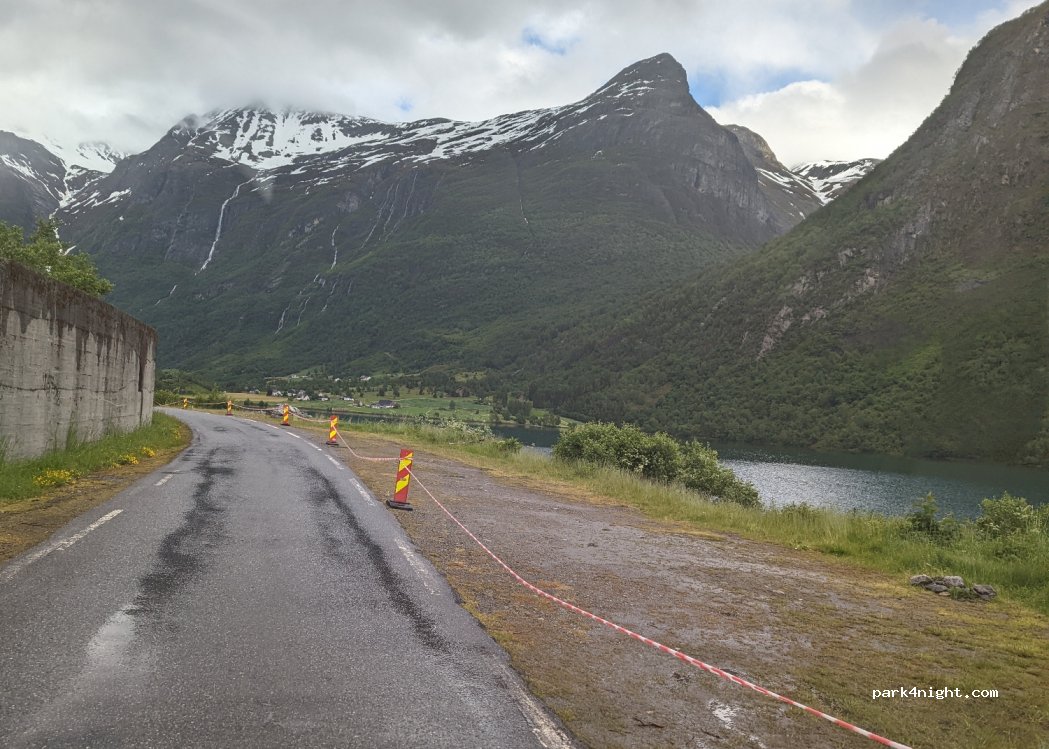 (6788) Olden - Sekundær Fylkesveg 724 — foto 2