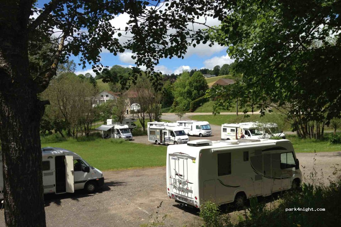 (25130) Villers-le-Lac - Rue des Terres Rouges — foto