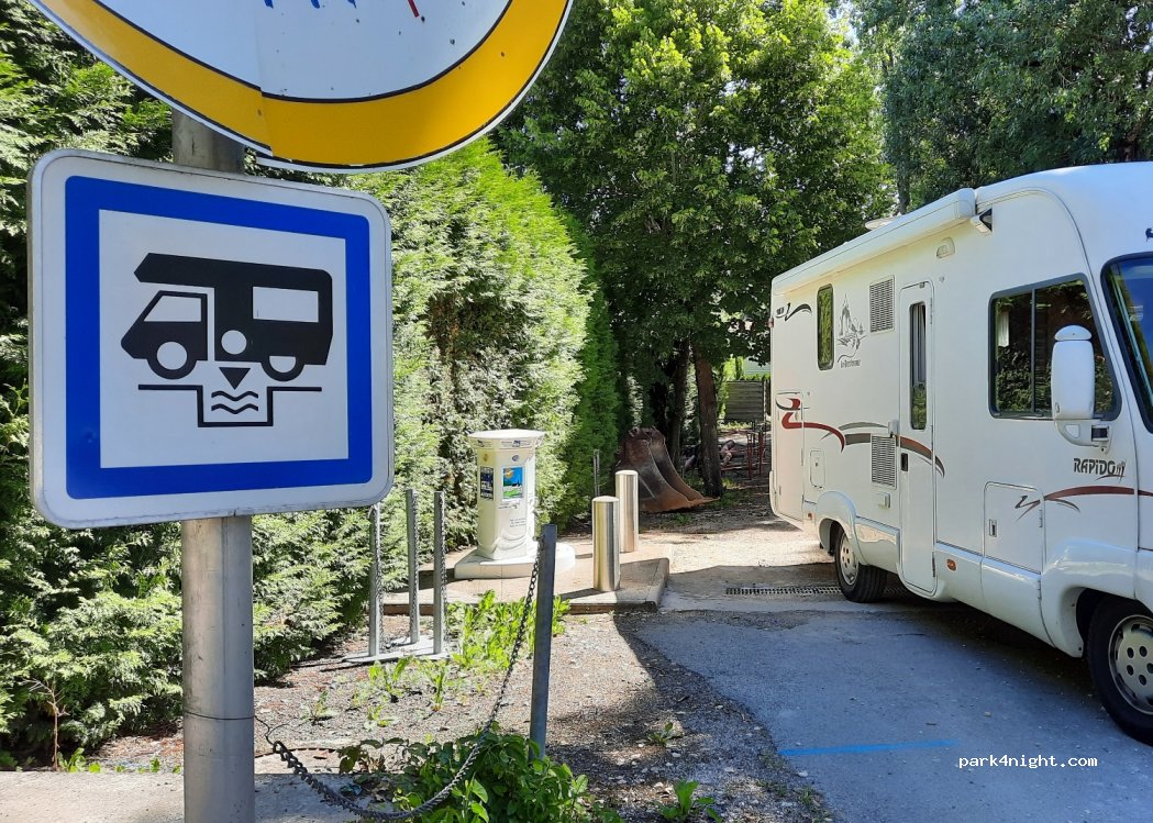 (25130) Villers-le-Lac - Rue des Terres Rouges — foto 3