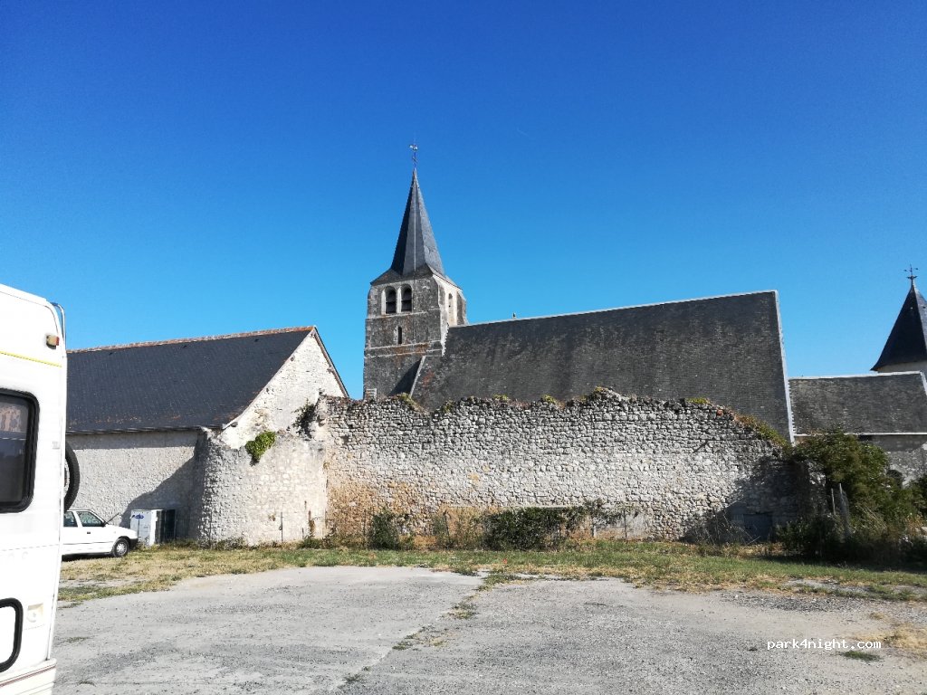 (37240) Le Louroux - 4 Rue du Château — foto
