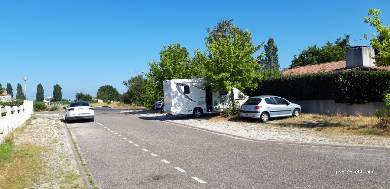 (33185) Le Haillan - 3 Prom. des Girondins — foto 2