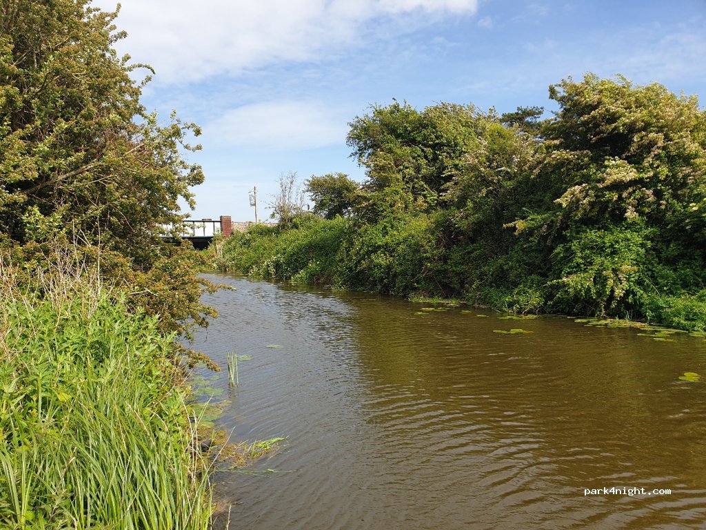 Glynde Village Carpark — foto
