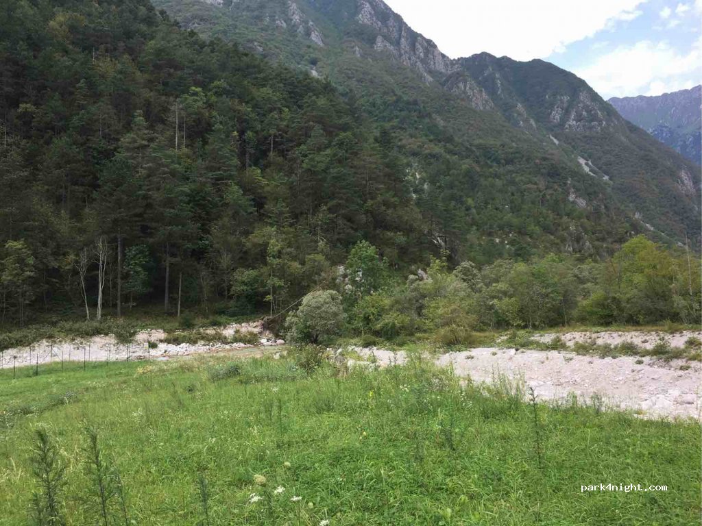 (33010) Pradielis - Strada Regionale 646 — foto 2