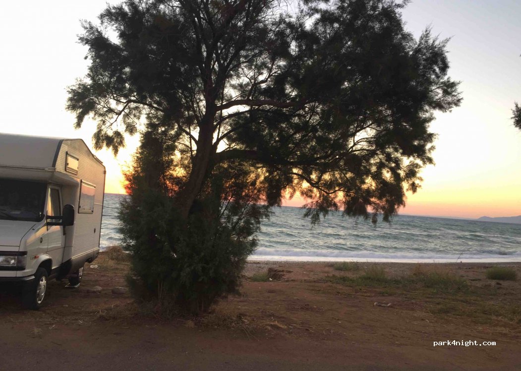 (245 00) Avlonas - Unnamed Road — foto