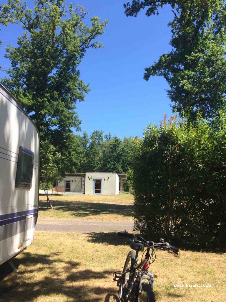 Camping du Grand Etang de St-Estèphe — foto