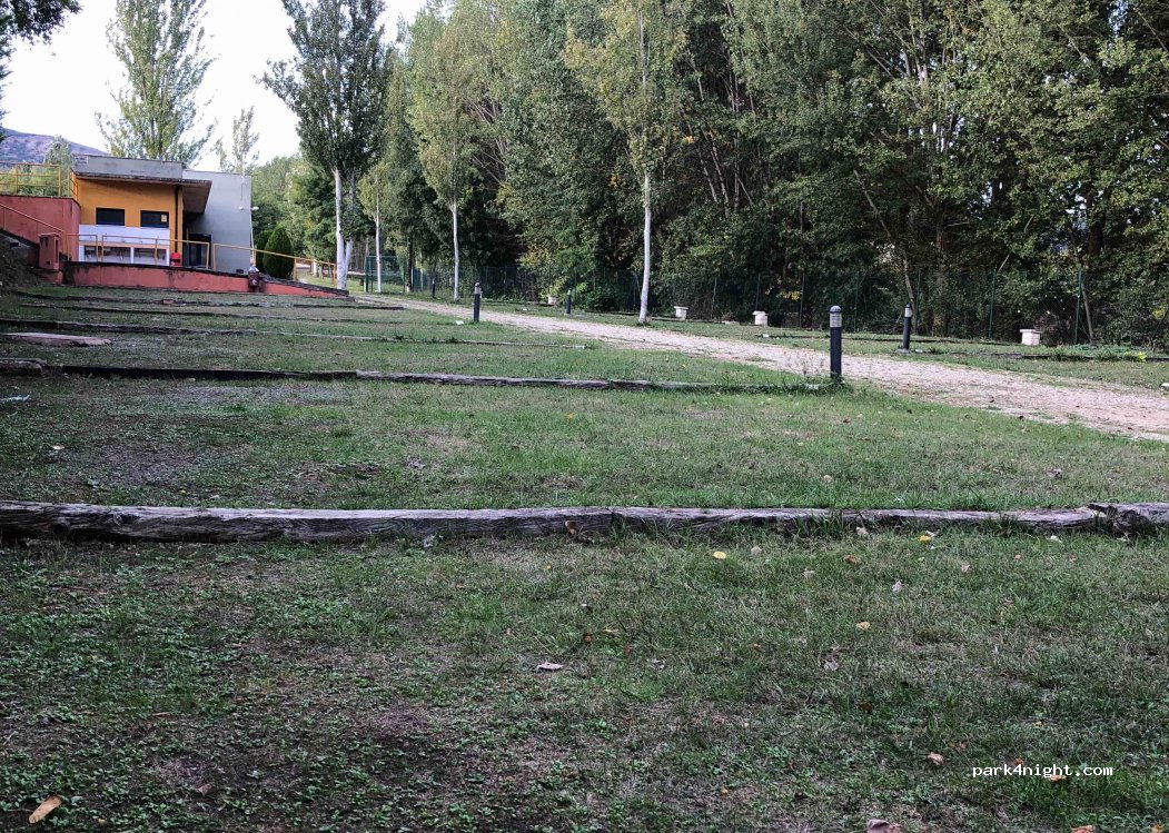 Camping Puerta de Los Montes Obarenes — foto 2