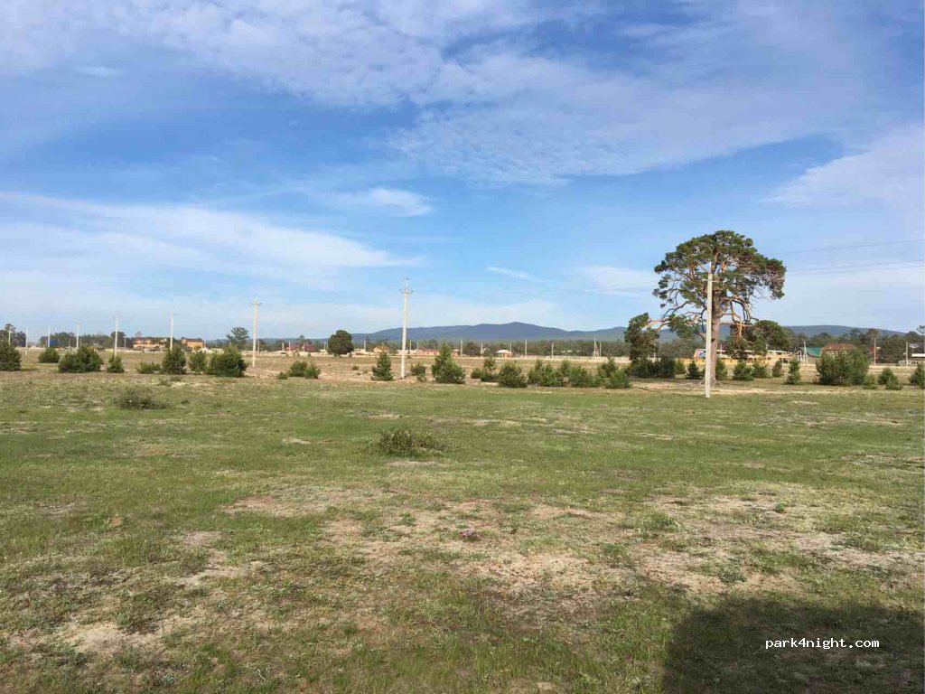 (666137) Khuzhir - Unnamed Road — foto